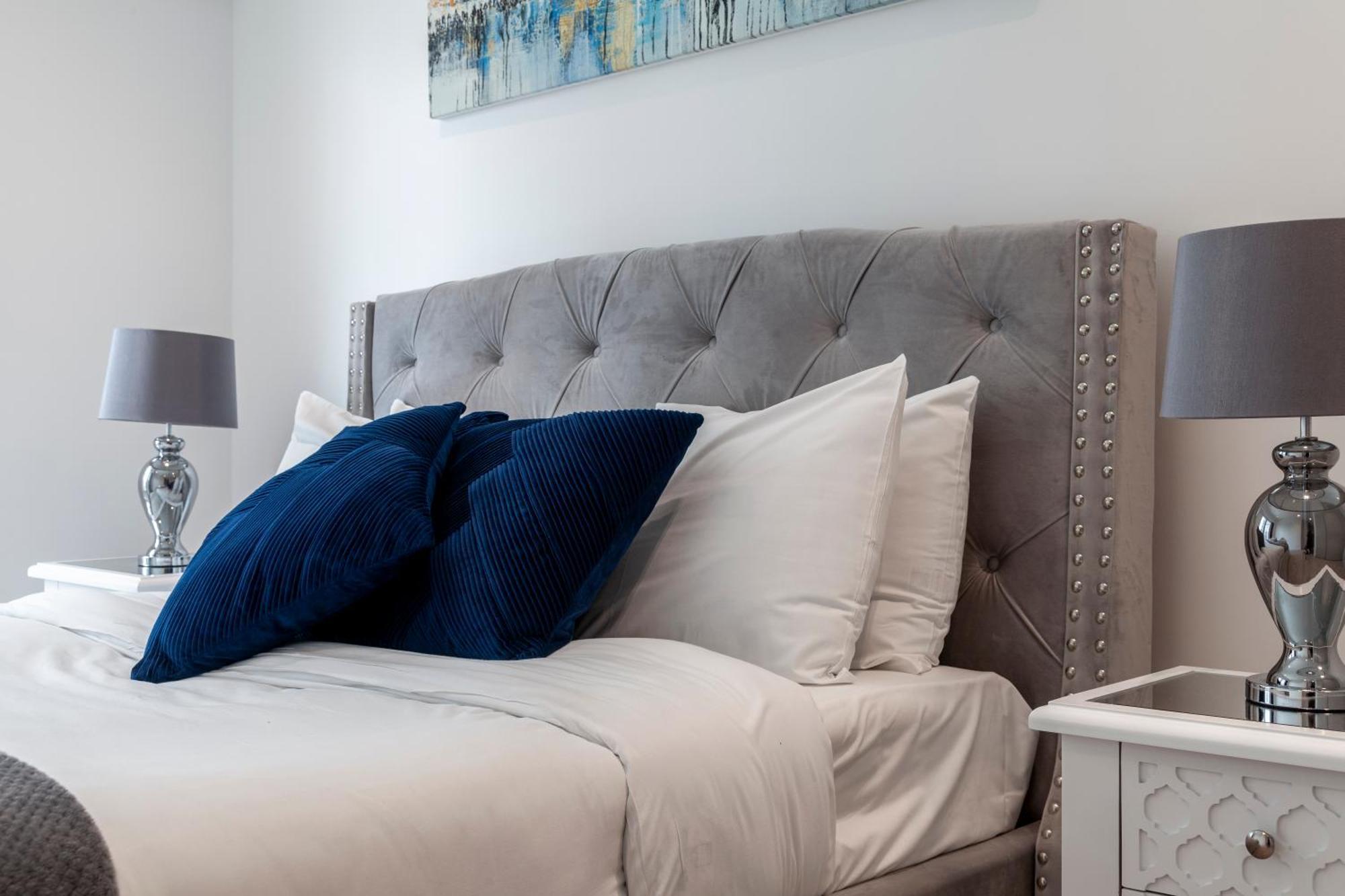 Stylish 2bdr Flat, Comm Garden I Smarthost Appartement