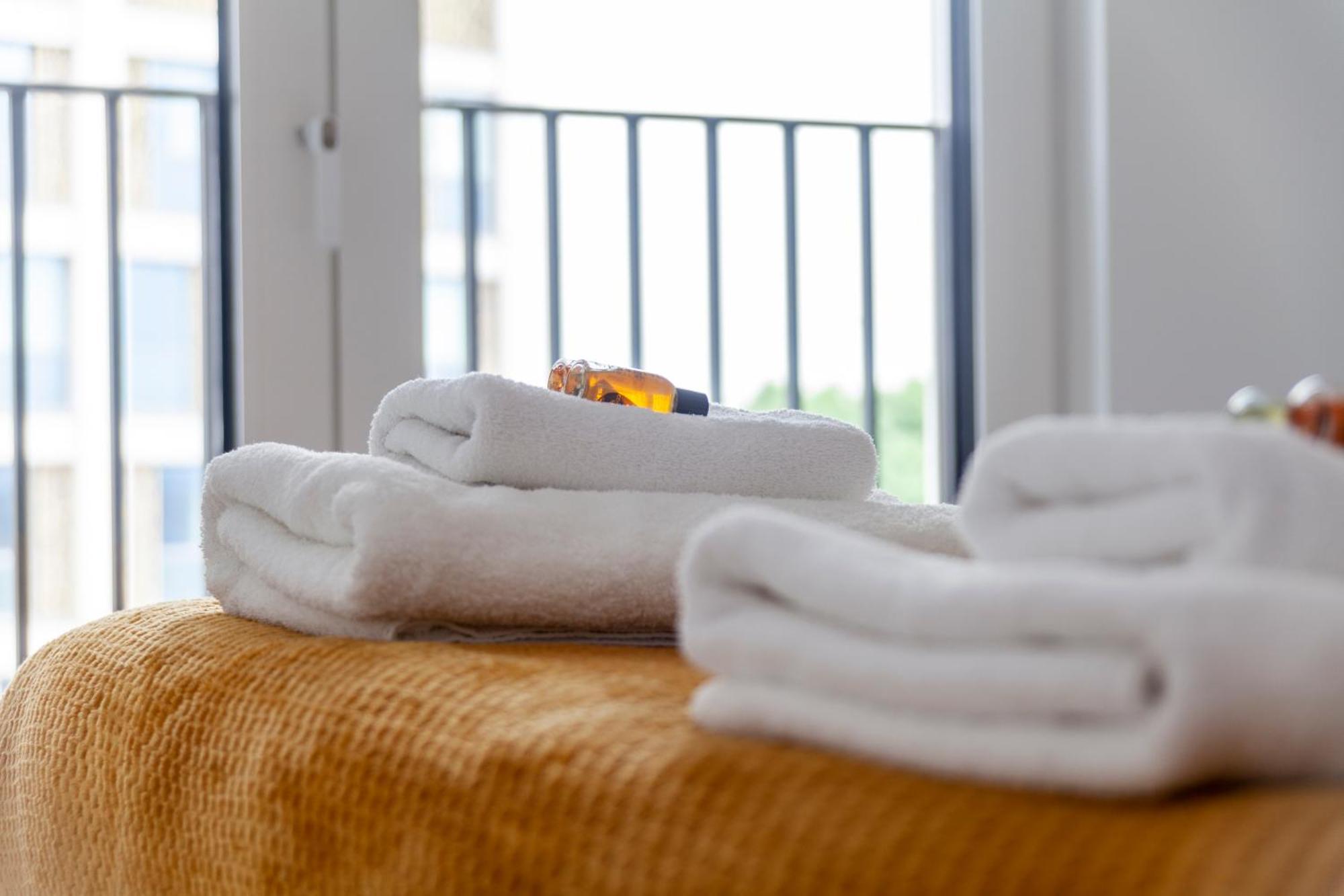 Stylish 2bdr Flat, Comm Garden I Smarthost Londres